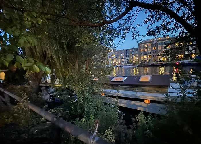 Cornelia Below Deck Bed and breakfast Ámsterdam